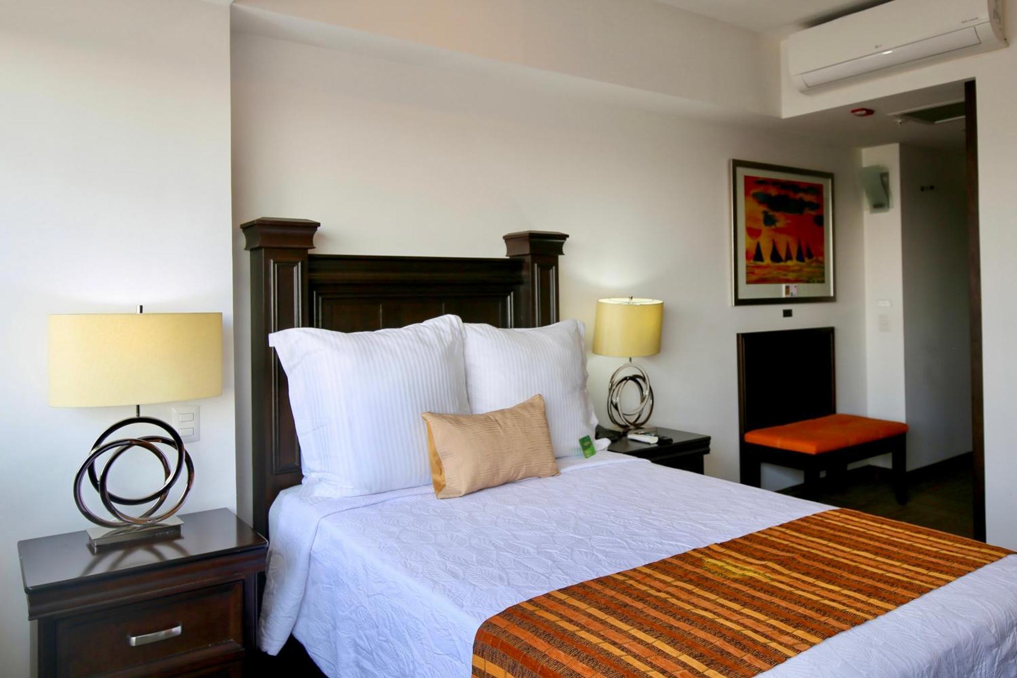 Stadium Hotel 5*